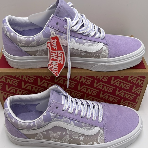 Vans WMNS Old Skool
Team Wellness Multi
VN0005UA448
SNEAKERS - Picture 2 of 16